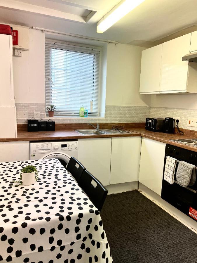 2 Bedroom Flat, 2 Minutes Walk To Bethnalgreen Station, Central 伦敦 外观 照片